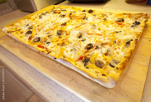 Photo: Homemade Vegetarian Pizza Homemade Vegetarian Pizza