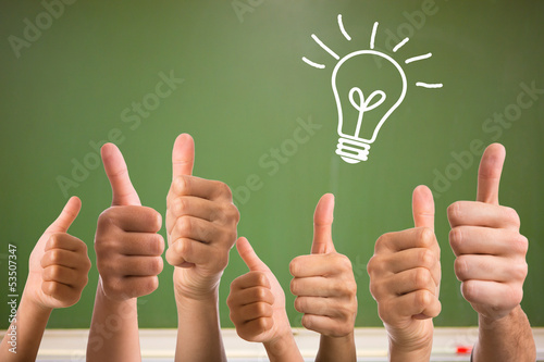 Photo: Daumen hoch für bildung Daumen hoch für bildung
