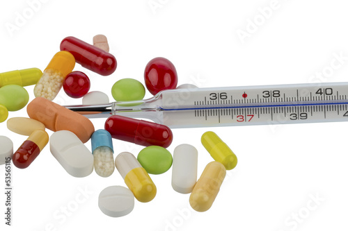 Photo: Fiebermesser und Tabletten Fiebermesser und Tabletten