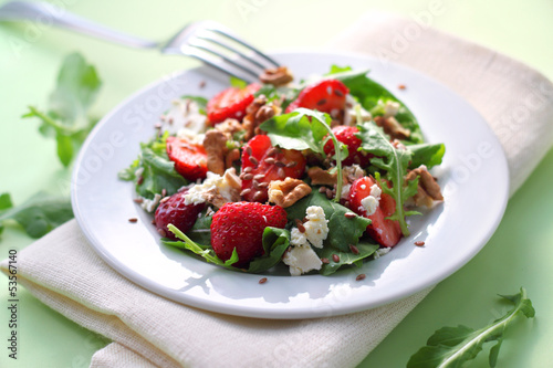 Photo: Salad with arugula, strawberries, goat cheese and walnuts Salad with arugula, strawberries, goat cheese and walnuts