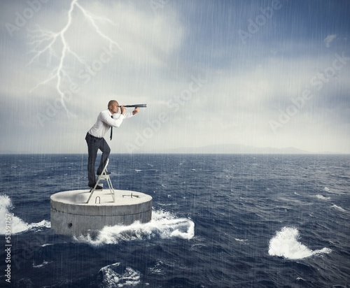 Photo: Seek a solution to the crisis Seek a solution to the crisis