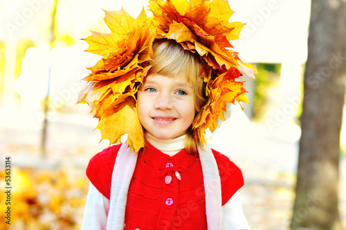 Photo: girl wearing foliage wreath girl wearing foliage wreath