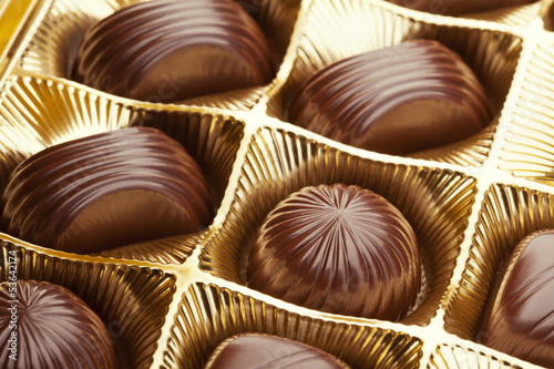Photo: Box with chocolate pralines Box with chocolate pralines