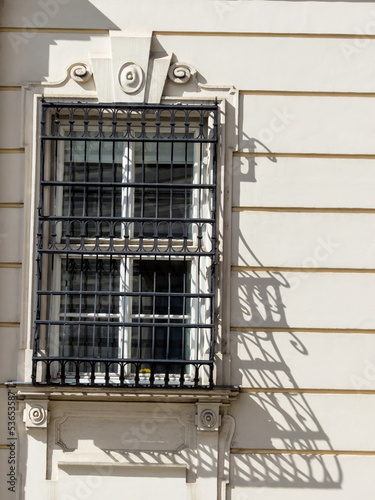 Photo: Gitter vor einem Fenster Gitter vor einem Fenster