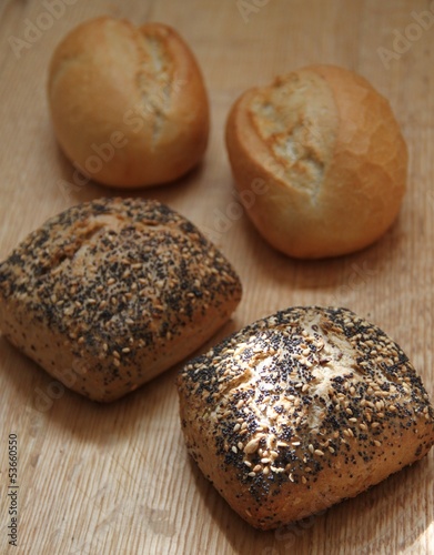 Photo: Weltmeisterbrötchen und Weizenbrötchen Weltmeisterbrötchen und Weizenbrötchen