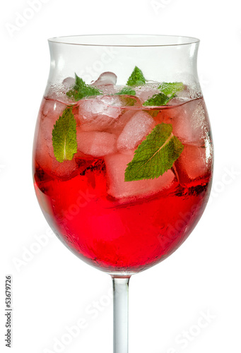 Photo: Aperitif mit Campari und Minze Aperitif mit Campari und Minze