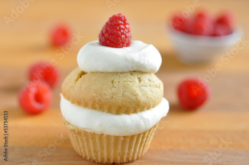 Photo: Himbeer Cupcakes Himbeer Cupcakes