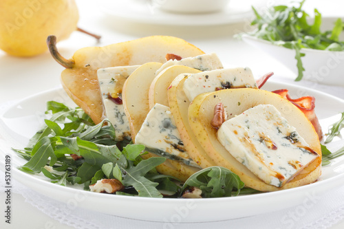 Photo: Salad with pear and Gorgonzola. Salad with pear and Gorgonzola.