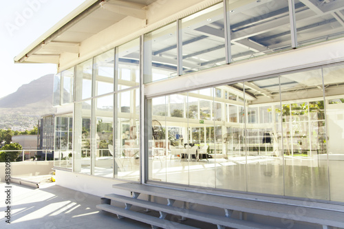 Photo: Entrance area of a hotel viewed from outside Entrance area of a hotel viewed from outside