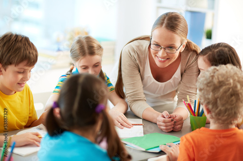 Photo: Talking to pupils Talking to pupils