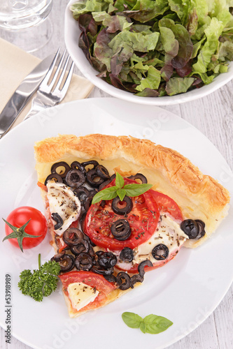 Photo: olive and tomato tart olive and tomato tart
