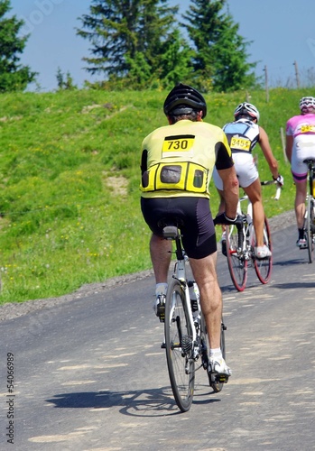 Photo: coureurs cyclistes coureurs cyclistes