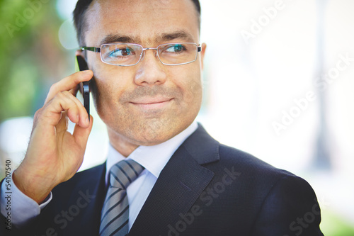 Photo: Calling a colleague Calling a colleague