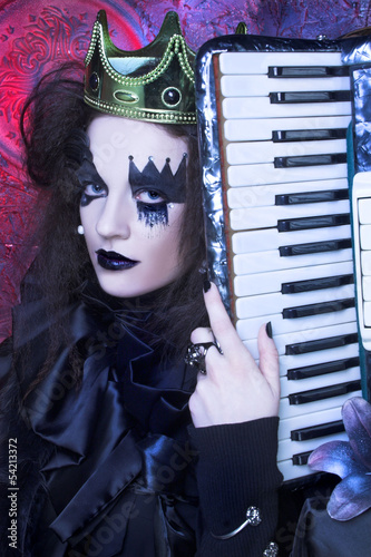 Photo: Mad queen. Mad queen.