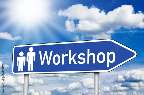 Photo: Wegweiser mit Workshop Wegweiser mit Workshop
