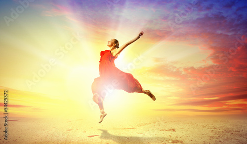 Photo: Female ballet dancer Female ballet dancer