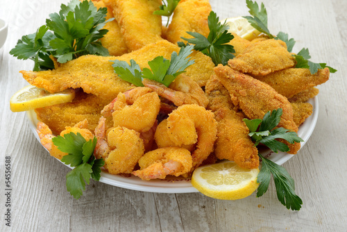 Photo: Fritto misto di pesce Fritto misto di pesce
