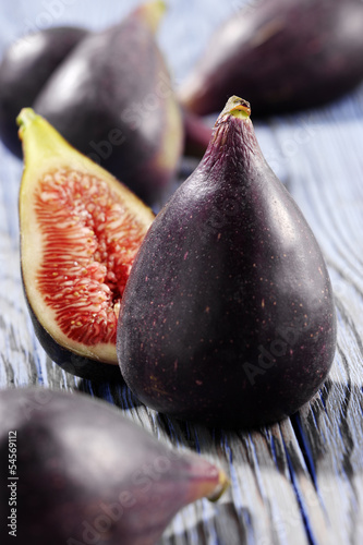 Photo: black figs black figs