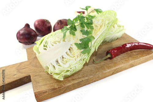 Photo: Spitzkohl mit Petersilie und Pepperoni Spitzkohl mit Petersilie und Pepperoni