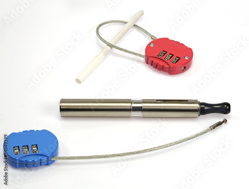 Photo: liberate from the habit of bad smoking with electronic cigarette liberate from the habit of bad smoking with electronic cigarette