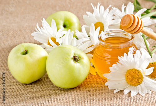 Photo: Honey with apples Honey with apples