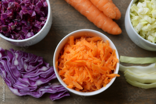 Photo: Salate aus Möhren,Rotkohl und Weißkohl Salate aus Möhren,Rotkohl und Weißkohl