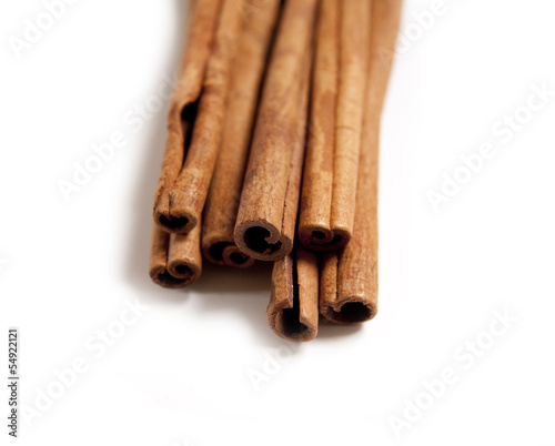 Photo: battons de cannelle aromates battons de cannelle aromates