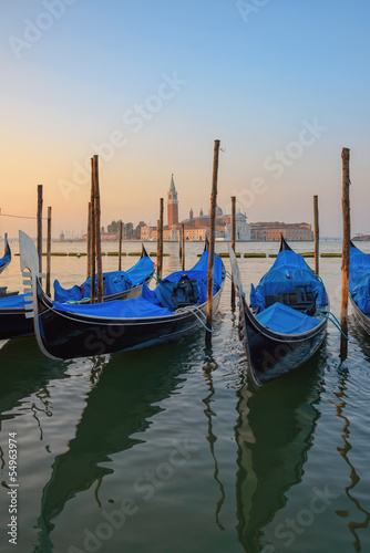 Photo: Venise - la Giudecca et gondoles Venise - la Giudecca et gondoles