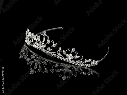 Photo: Tiara Tiara