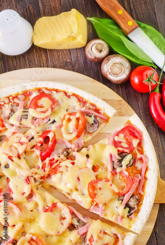 Photo: pizza pizza
