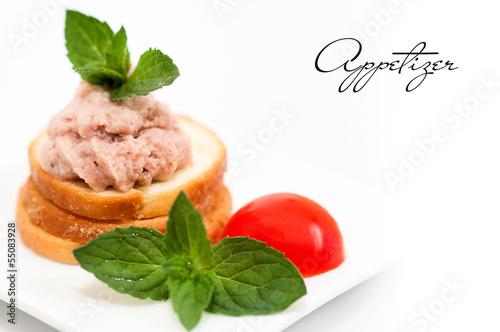 Photo: Wholemeal bread with pate and vegetables Wholemeal bread with pate and vegetables
