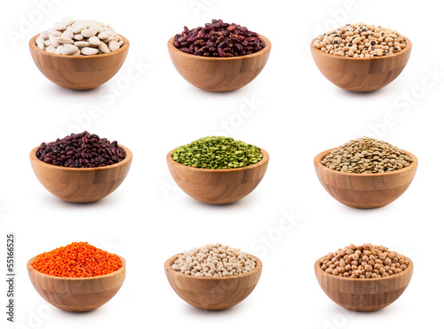 Photo: Beans in wooden bowl Beans in wooden bowl