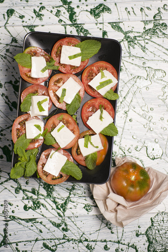 Photo: Ensalada caprese Ensalada caprese