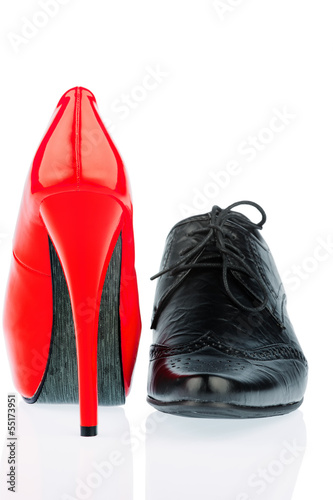Photo: High Heels und Herrenschuh High Heels und Herrenschuh