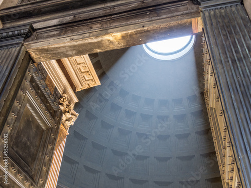 Photo: Roma, il Pantheon (veduta) Roma, il Pantheon (veduta)