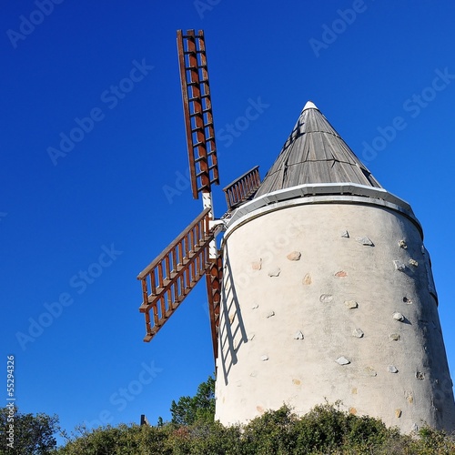 Photo: MOULIN A VENT PROVENCAL MOULIN A VENT PROVENCAL