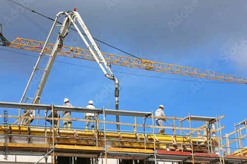 Photo: Betonpumpe in Einsatz Betonpumpe in Einsatz