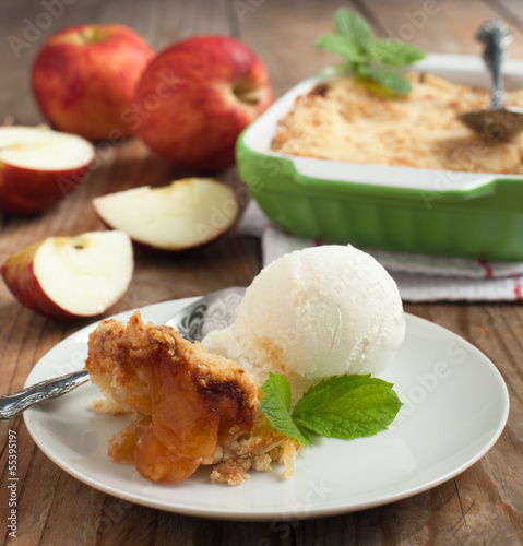 Photo: Apple crumble Apple crumble