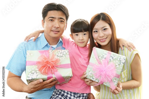Photo: 笑顔の女の子と親 笑顔の女の子と親