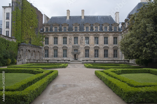 Photo: Hotel de Sully, Paris, Frankreich Hotel de Sully, Paris, Frankreich