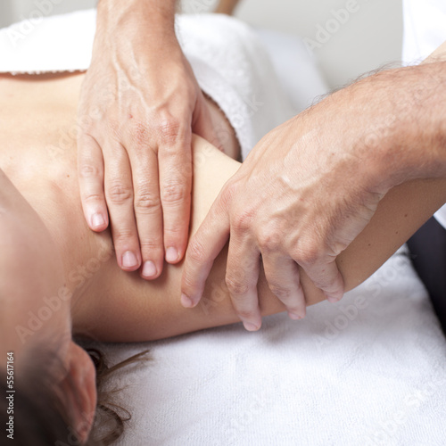 Photo: Schultermassage Schultermassage