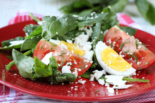 Photo: salad with spinach and goat cheese salad with spinach and goat cheese