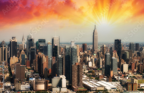 Photo: New York. Beautiful Manhattan skyline at sunset New York. Beautiful Manhattan skyline at sunset
