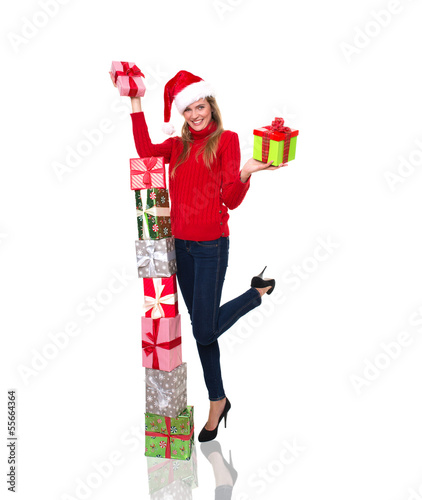 Photo: frau mit geschenken frau mit geschenken
