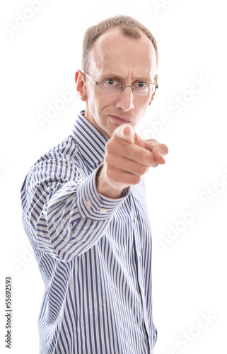 Photo: Anklage - Mann wütend zeigt mit dem Zeigefinger - isoliert Anklage - Mann wütend zeigt mit dem Zeigefinger - isoliert