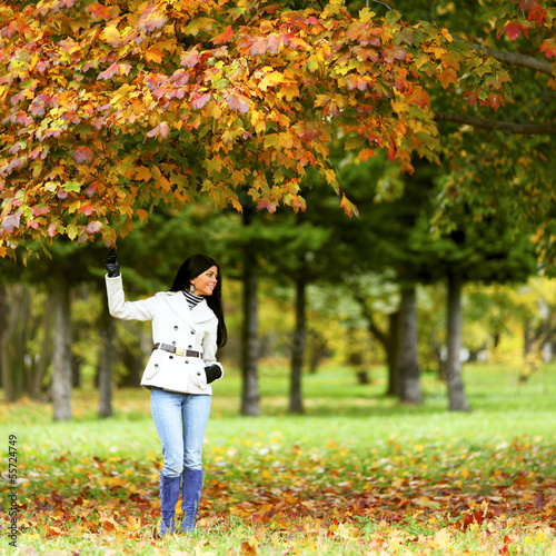 Photo: autumn woman autumn woman