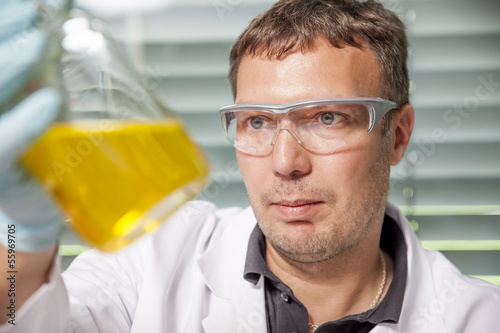 Photo: Laboratory man Laboratory man