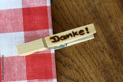 Photo: tischdecke waescheklammer danke! II tischdecke waescheklammer danke! II
