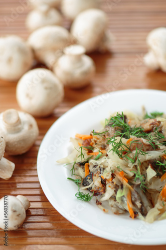Photo: braised cabbage with mushrooms braised cabbage with mushrooms