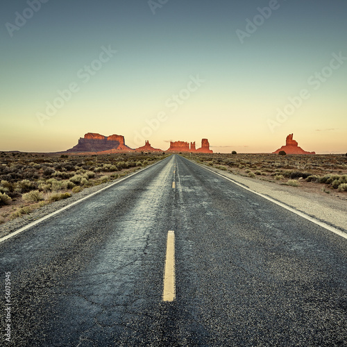 Photo: view of road to Monument Valley view of road to Monument Valley